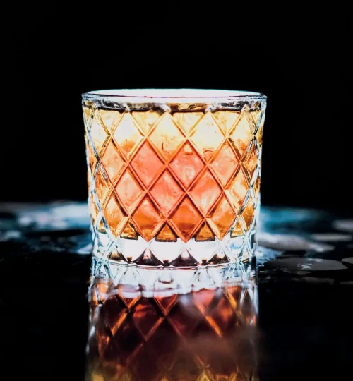 bourbon crystal black background nice background page