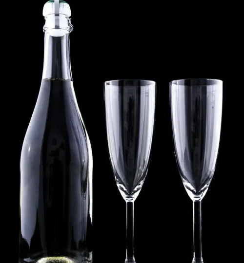 eve, drink, crystal, festive, glass, year, toast, new, cheers, liquid, alcohol, celebrate, beverage, celebration, champagne, anniversary, romantic, occasion, fizz, happy, party, special, congratulations, bubbly, splash, bubbles, wine, motion, drops, bottle, luxury, 2016, black, events, background, black happy, black wine, black news, black party, black glass, black bottle, black event, beautiful wallpaper, black glasses, black happiness, black new, black bubbles, black celebrate, iphone wallpaper